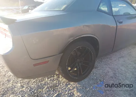 2012 Dodge Challenger Sxt z USA, uszkodzony, nr VIN 2C3CDYAG0CH290868